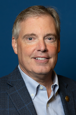 Dan Thiel Headshot