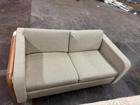 loveseat
